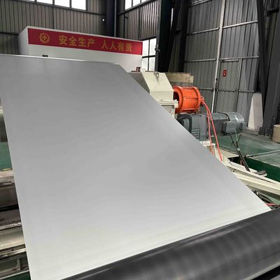 0.0269 インチ厚さ3000合金 異なる用途のためのカスタマイズ可能で汎用的なプリペイントアルミウムコイル