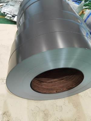 アルミニウム合金3105 0.55mm厚 マットカラー PVDF プレペイントアルミニウムコイル カーテンウォール ファサードパネル用