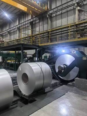 Aluminum Alloy 1060 Aluminum Coil for Architectural Decorative Panels (0.6–1.0 mm | 1000–1250 mm Width | Anodized Silver)